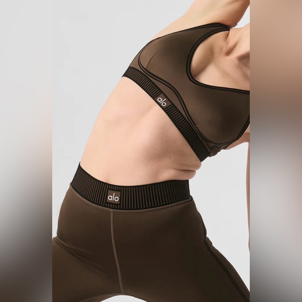 Alo yoga Airlift Lineup Bra leggings nwt set gym fitness Pilates large sports